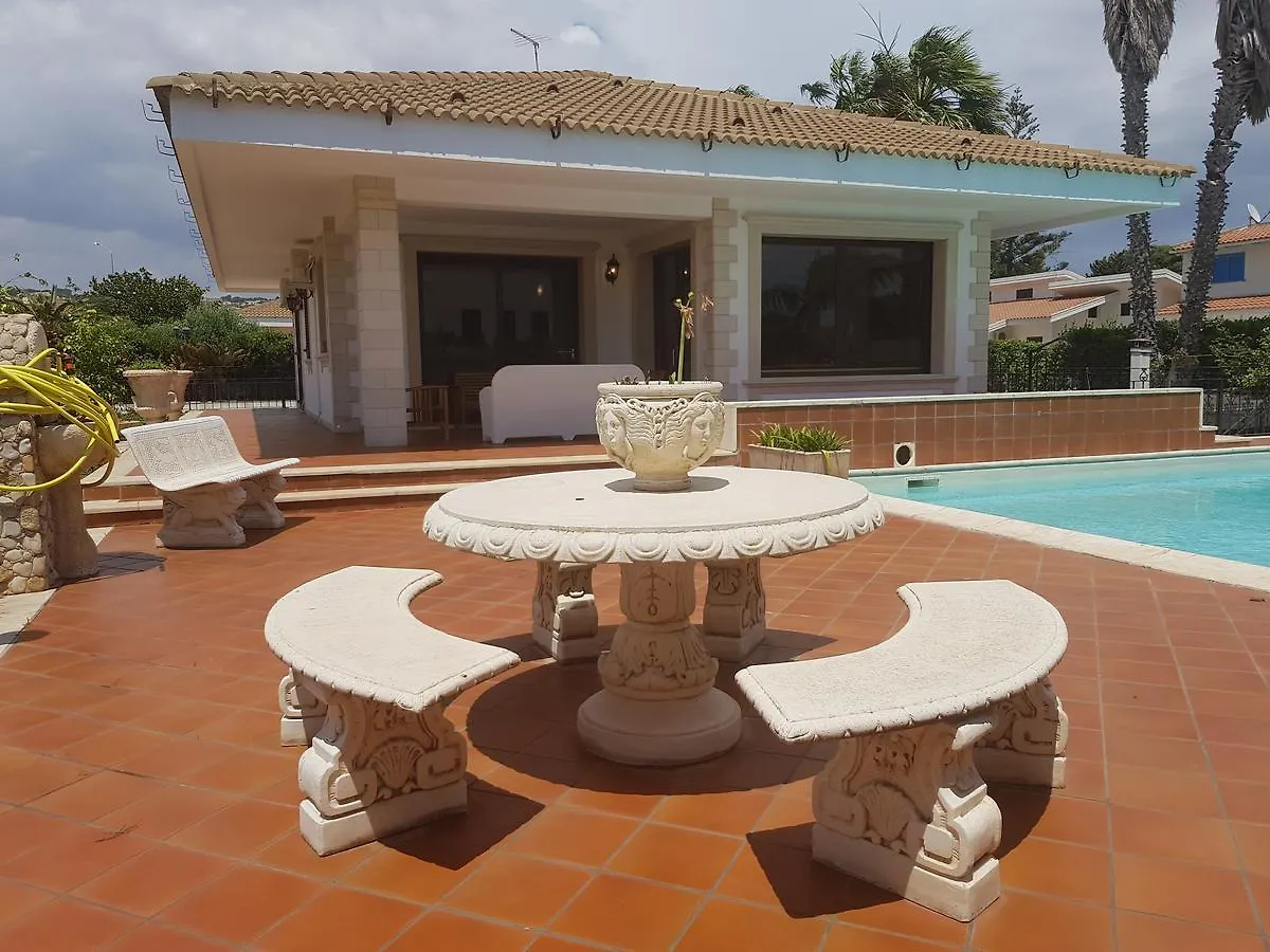 Villa Nicole Marina di Ragusa 0*,  İtalya